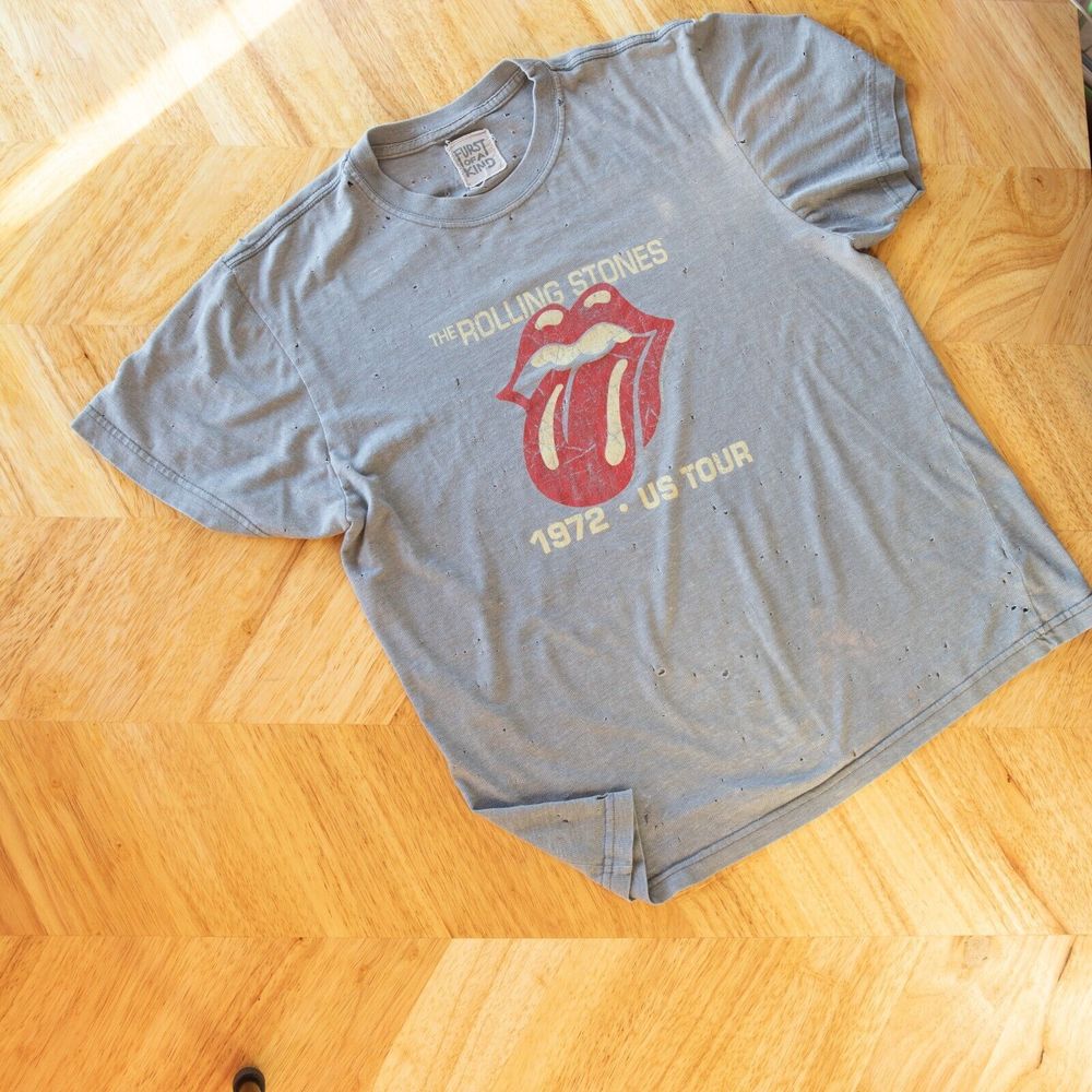 Retro Adult T-Shirt Rolling Stones Tour Shirt 1972 Graphic Tee VTG Concert Band - Picture 1 of 12